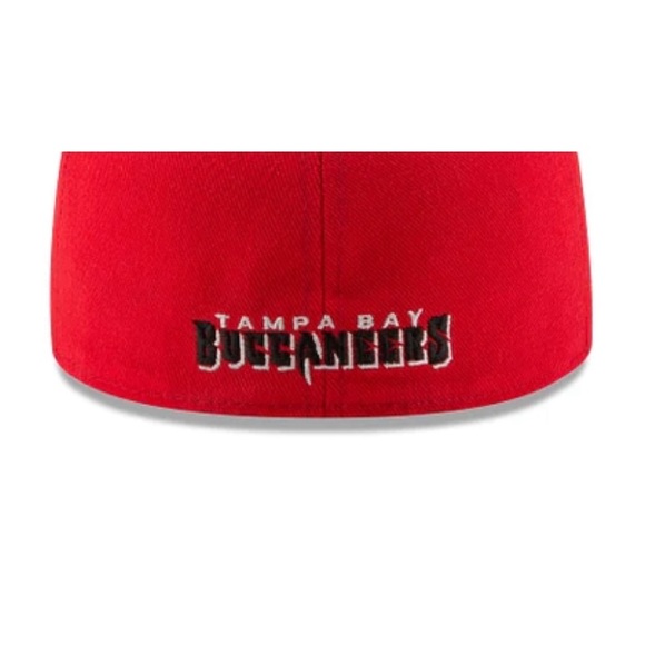 BRAND NEW New Era NFL Tampa Bay Buccaneers Cap Size 7 1/2 fitted RARE! - Picture 4 of 6